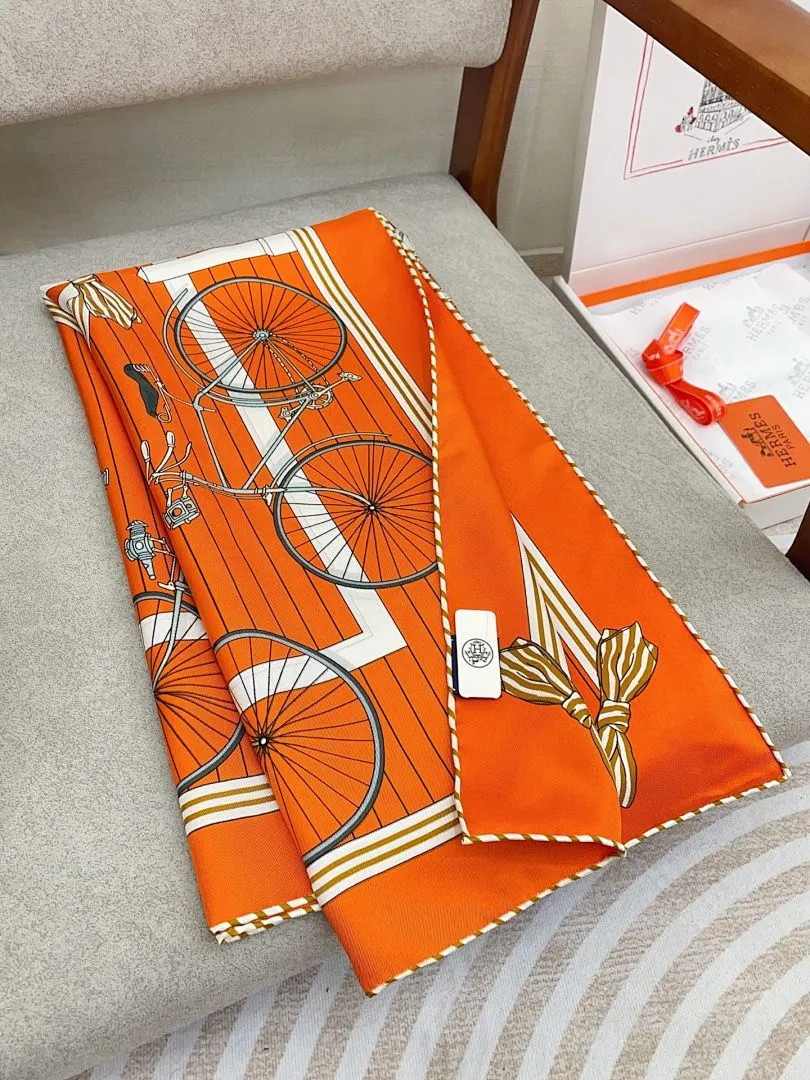 scarf 0038