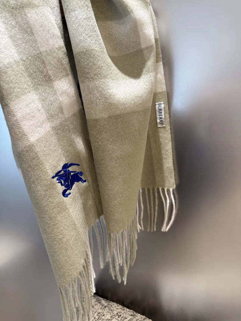 scarf 0090