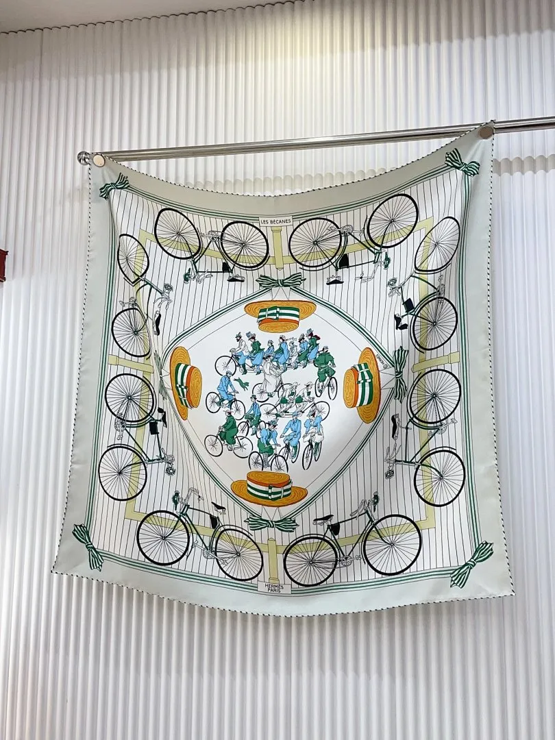 scarf 0037