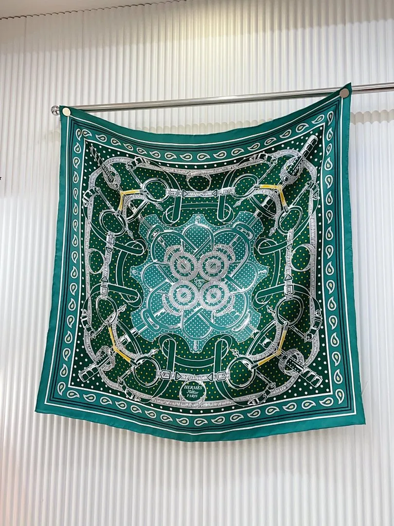 scarf 0050