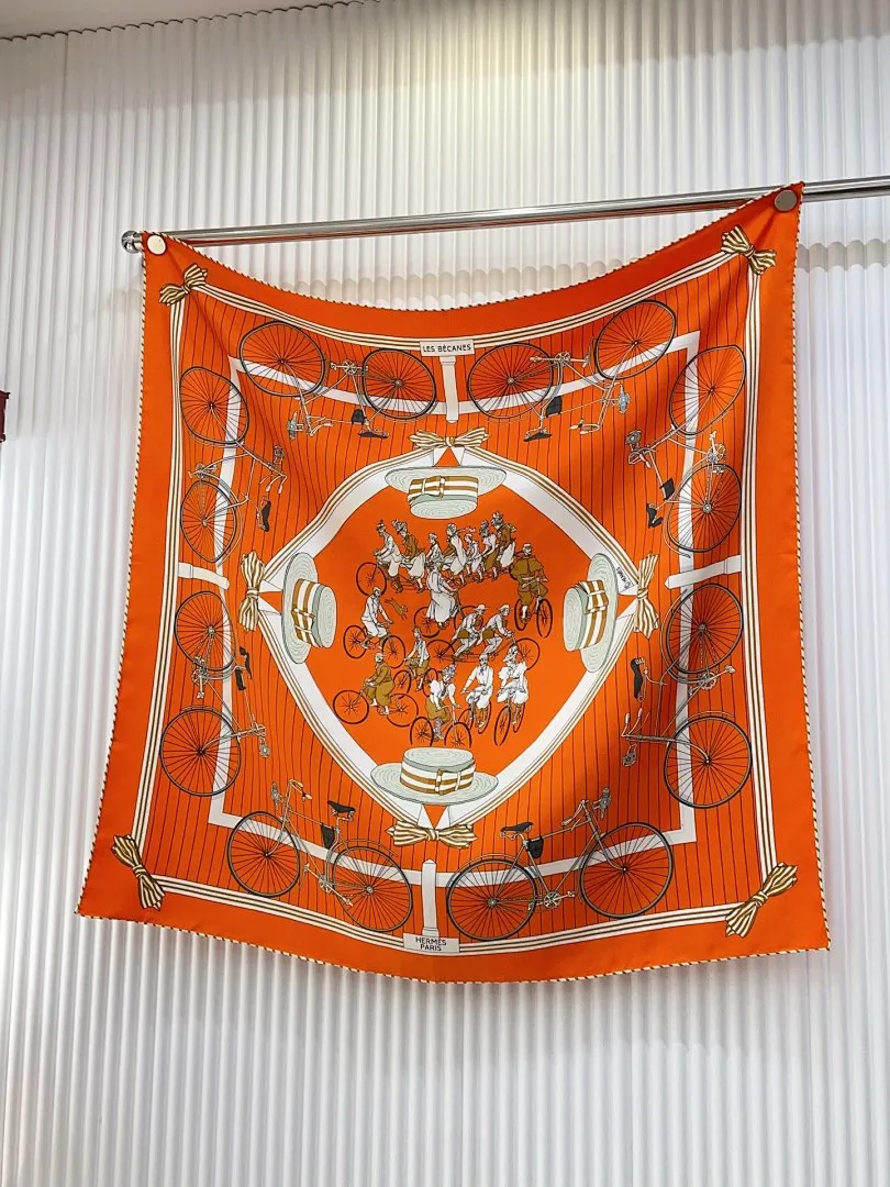 scarf 0038