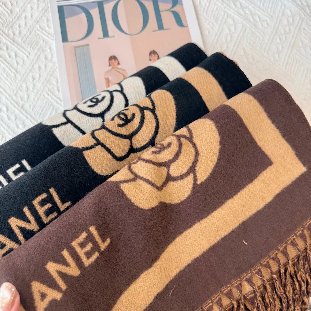 scarf 0048