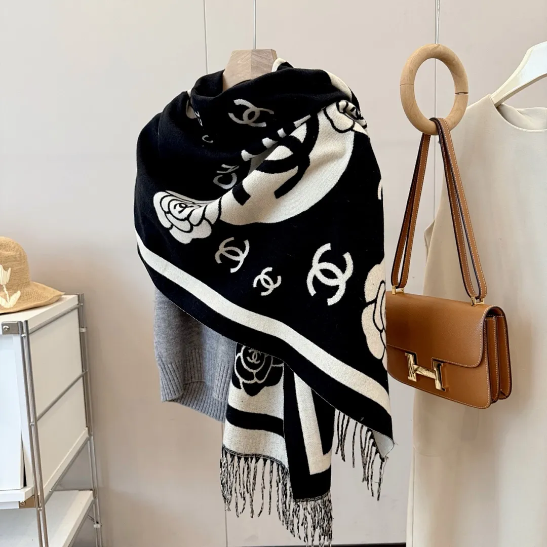 scarf 0049