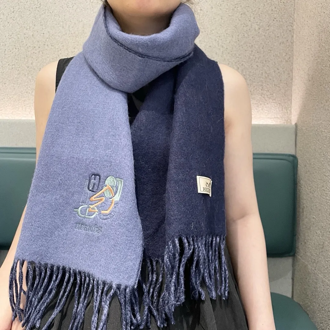 scarf 0082