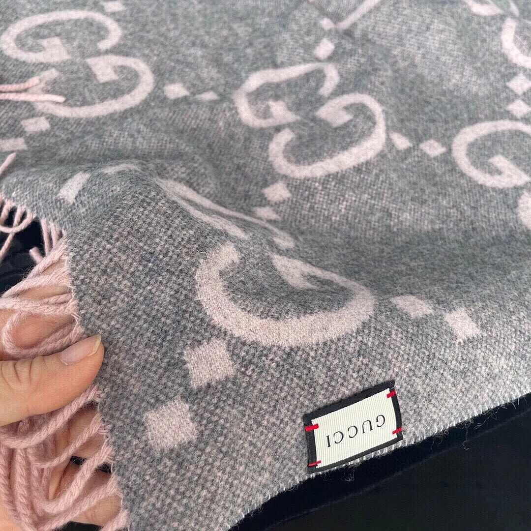scarf 0083