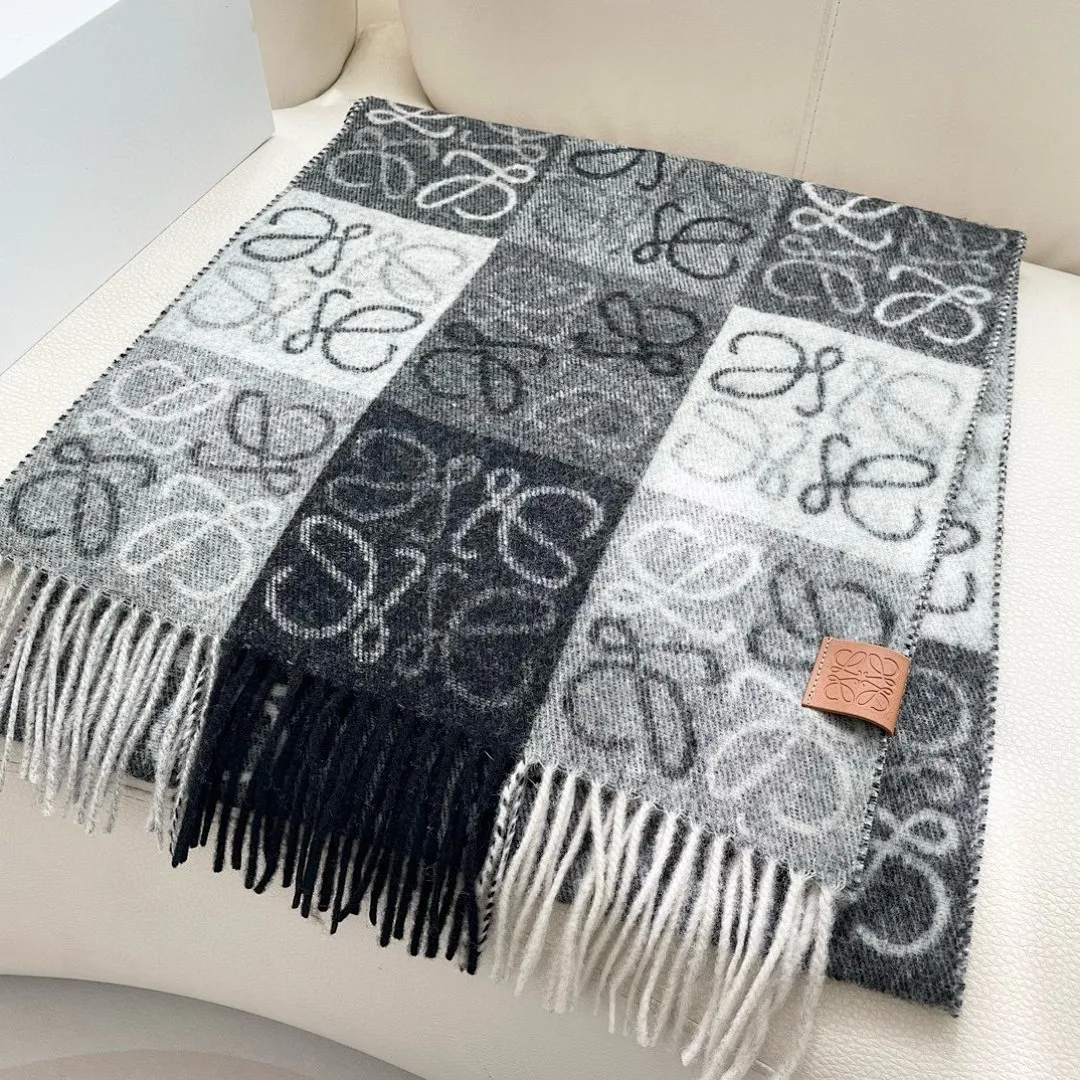 scarf 0085