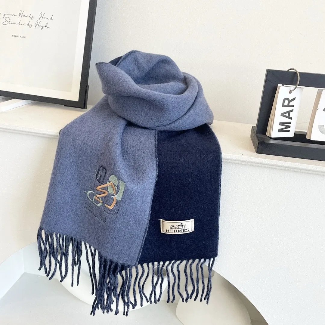 scarf 0082