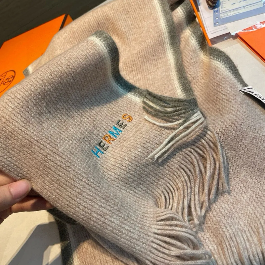 scarf 0241