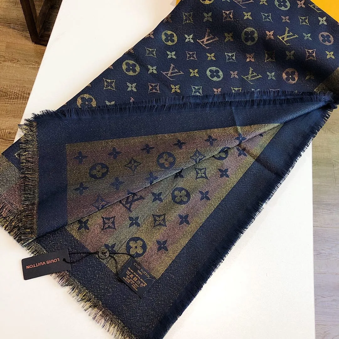 scarf 0110