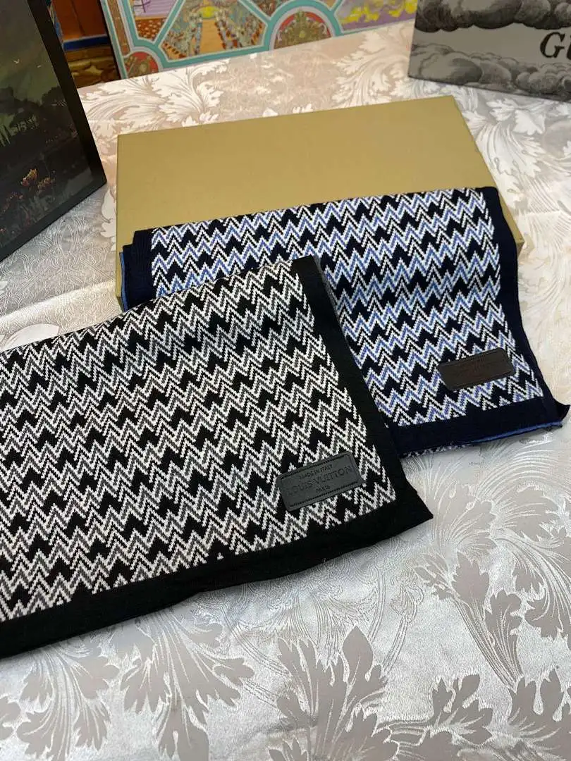 scarf 0116