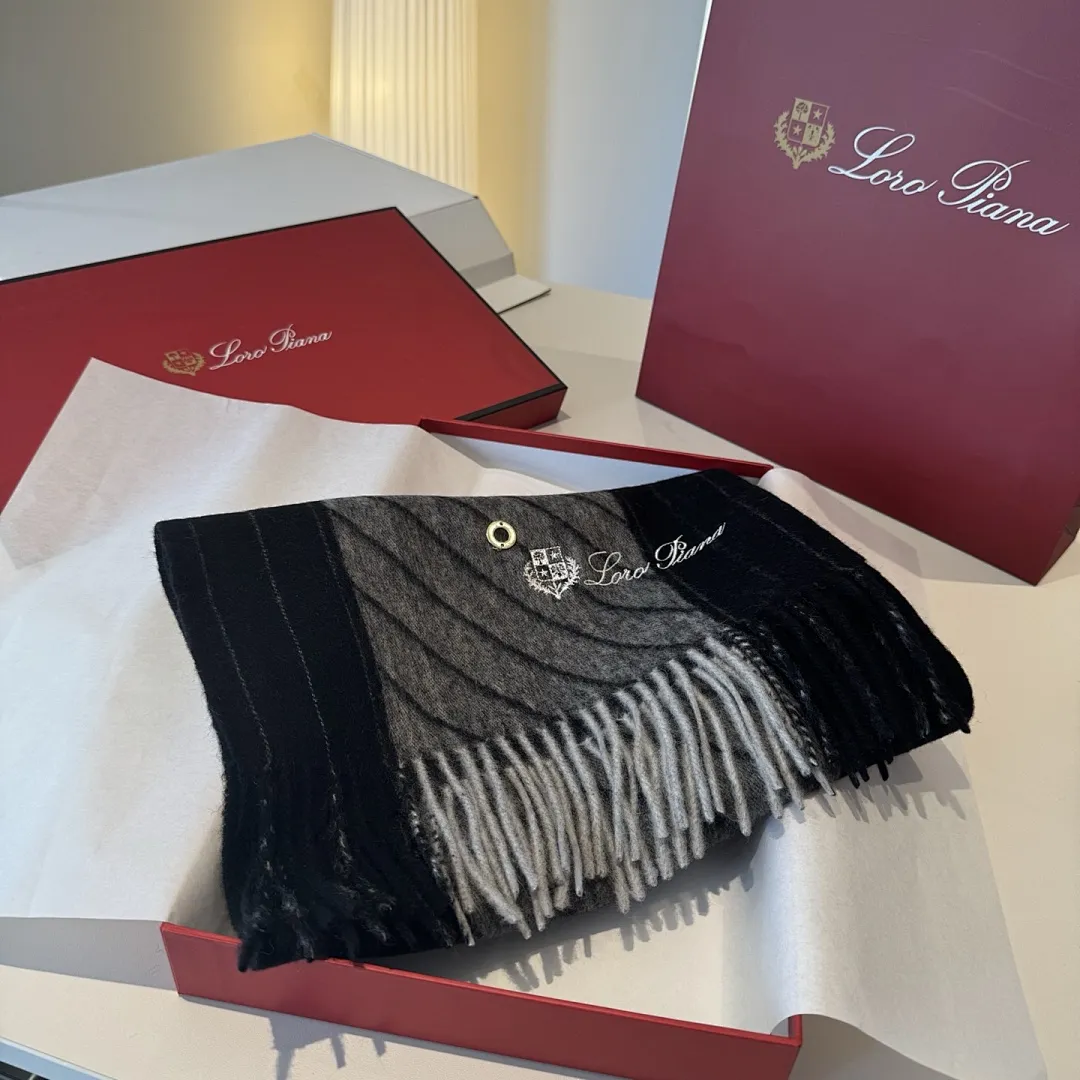 scarf 0097