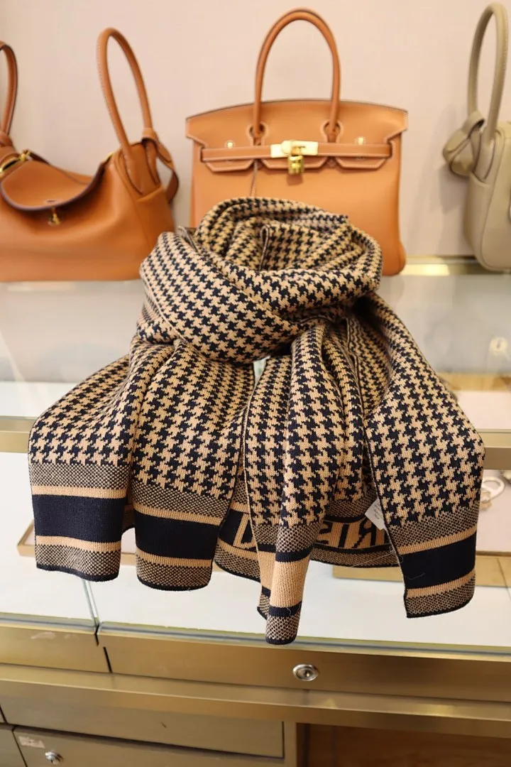 scarf 0103