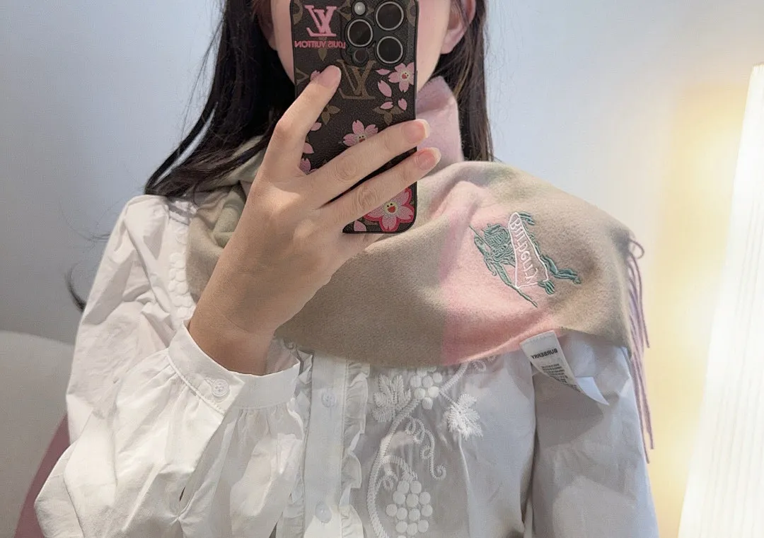 scarf 0102