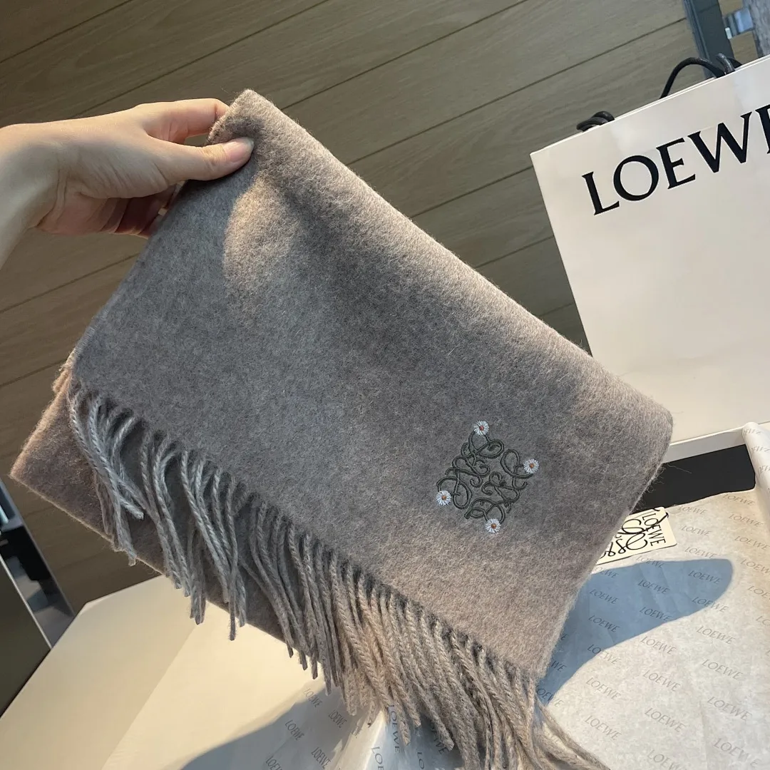 scarf 0001