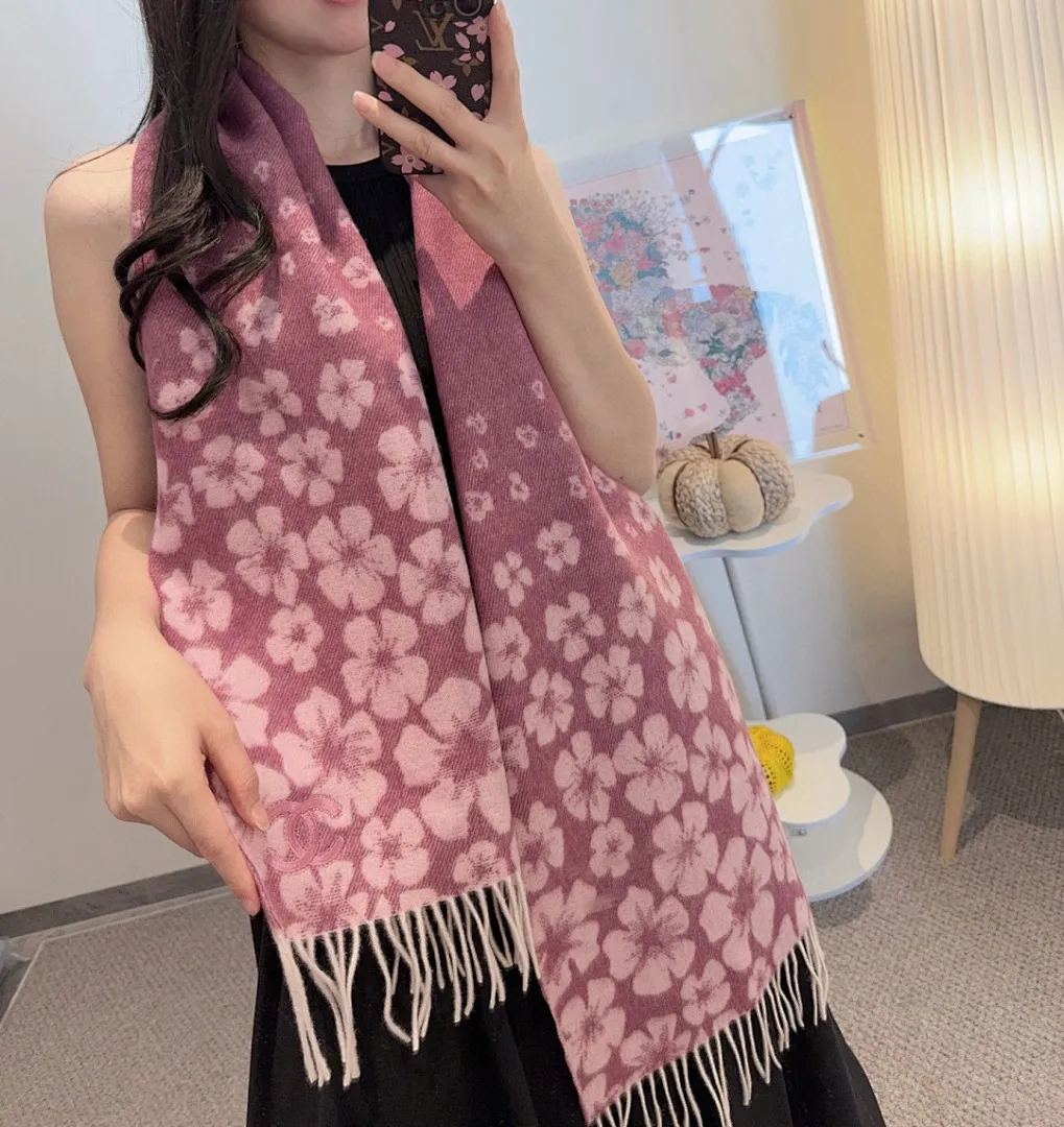 scarf 0015