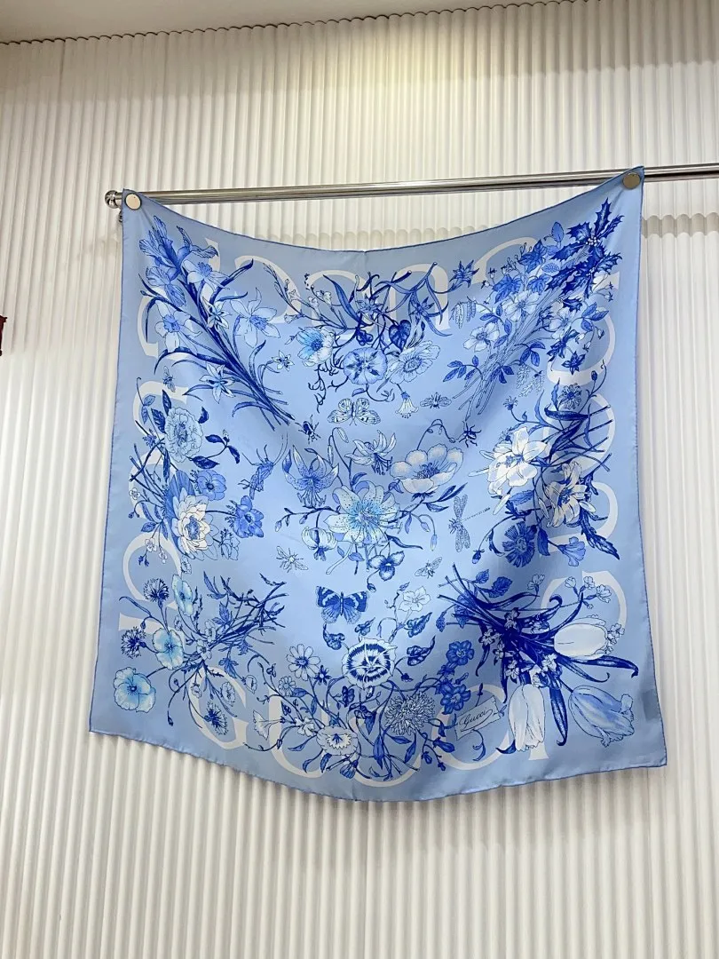 scarf 0023