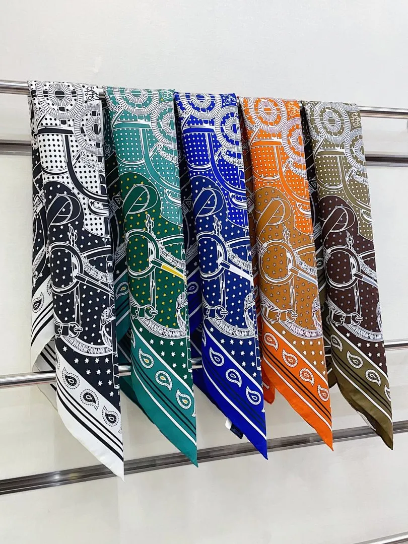 scarf 0051
