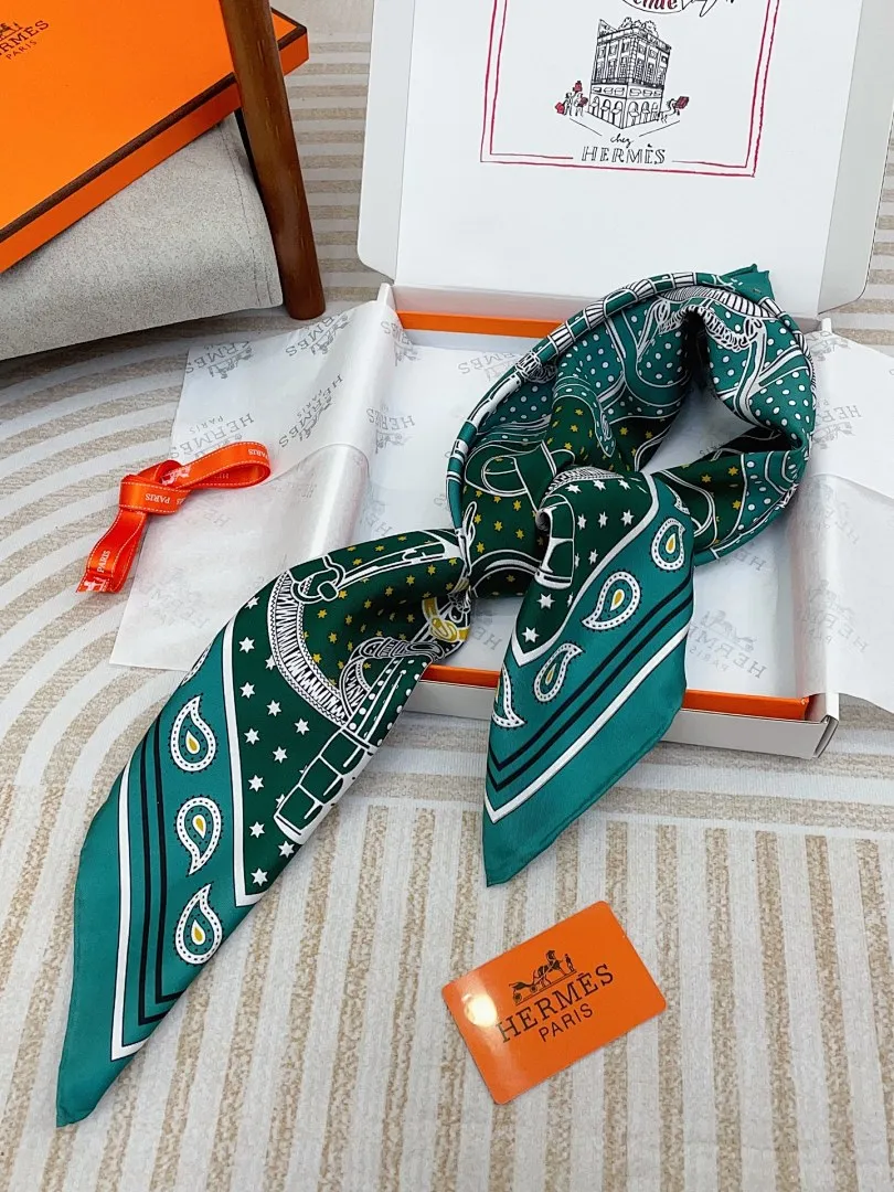 scarf 0050