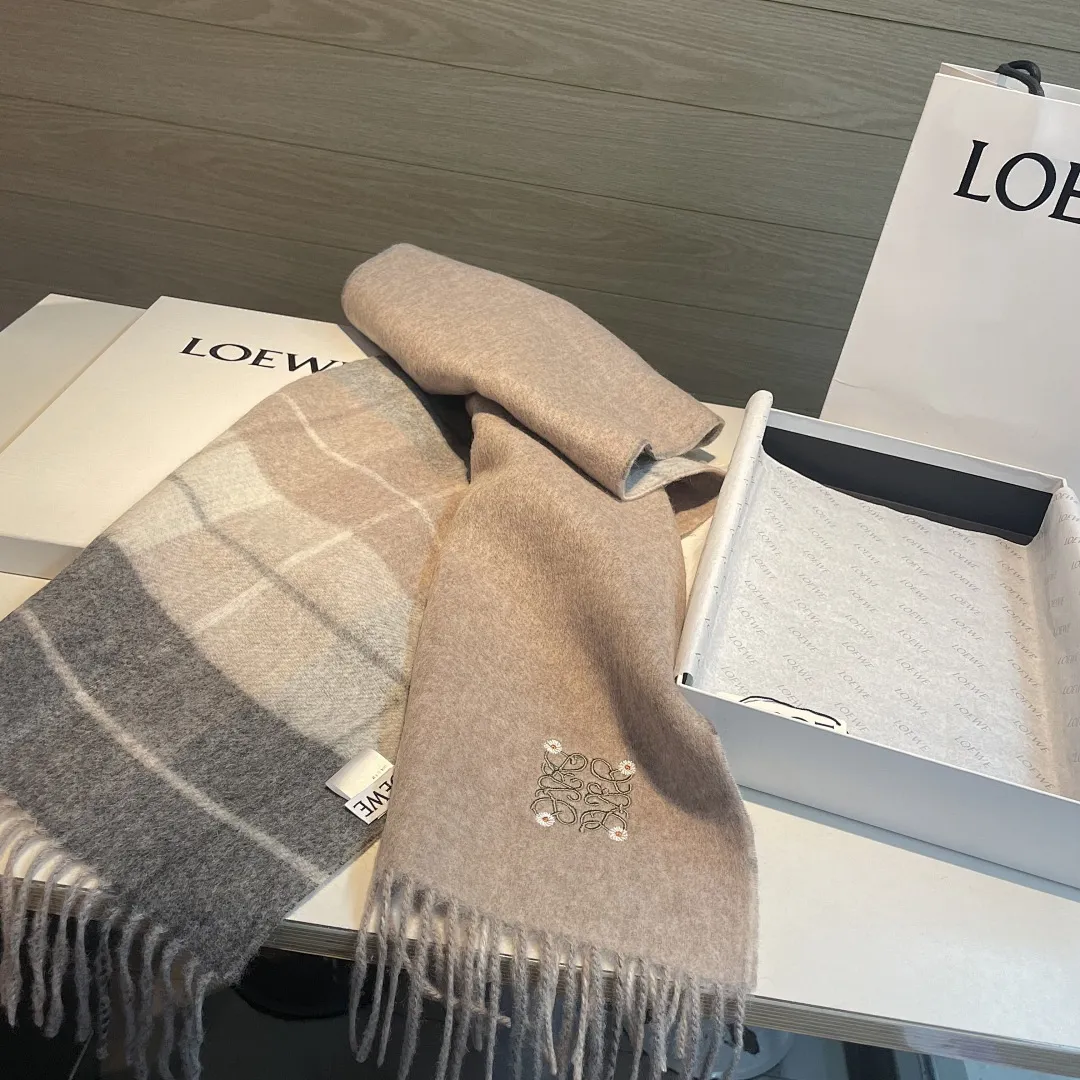 scarf 0001