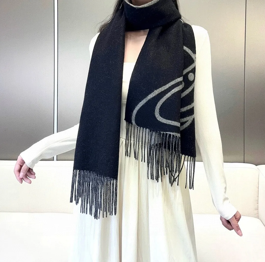 scarf 0036