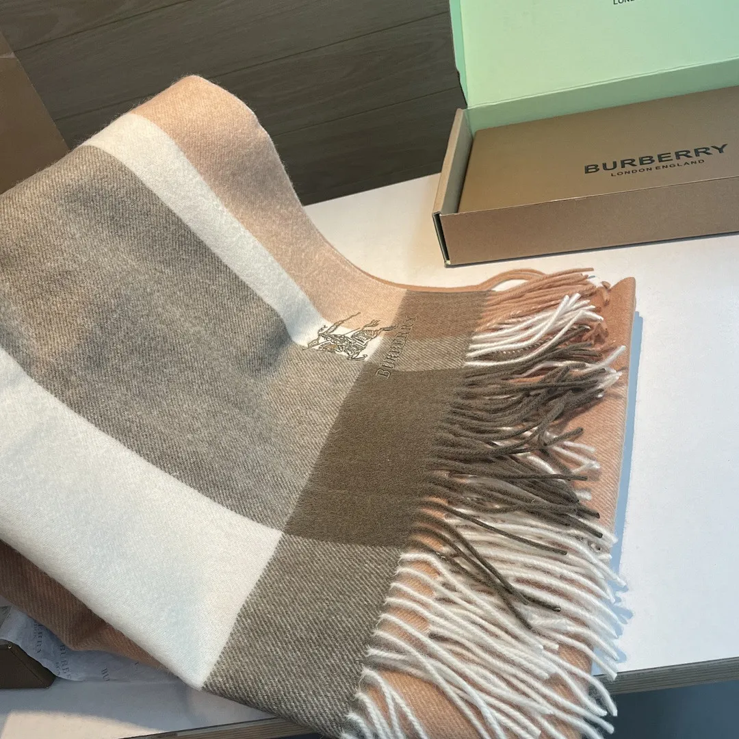 scarf 0246