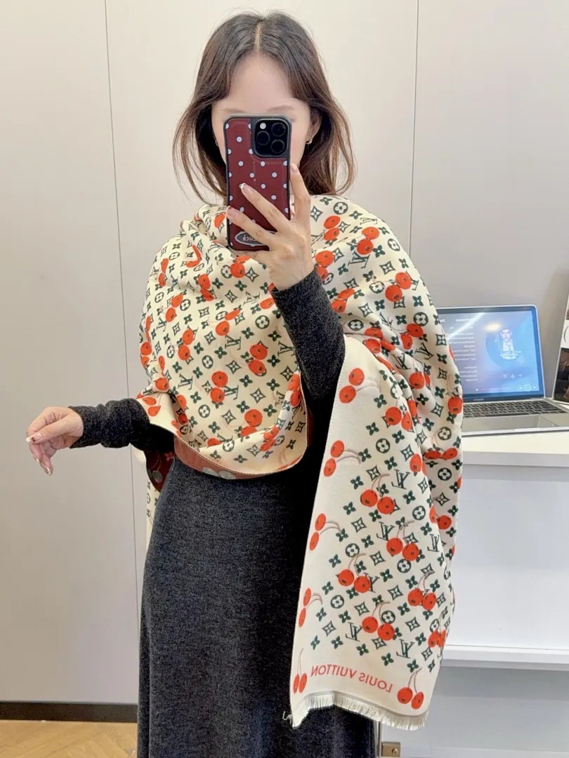 scarf 0041
