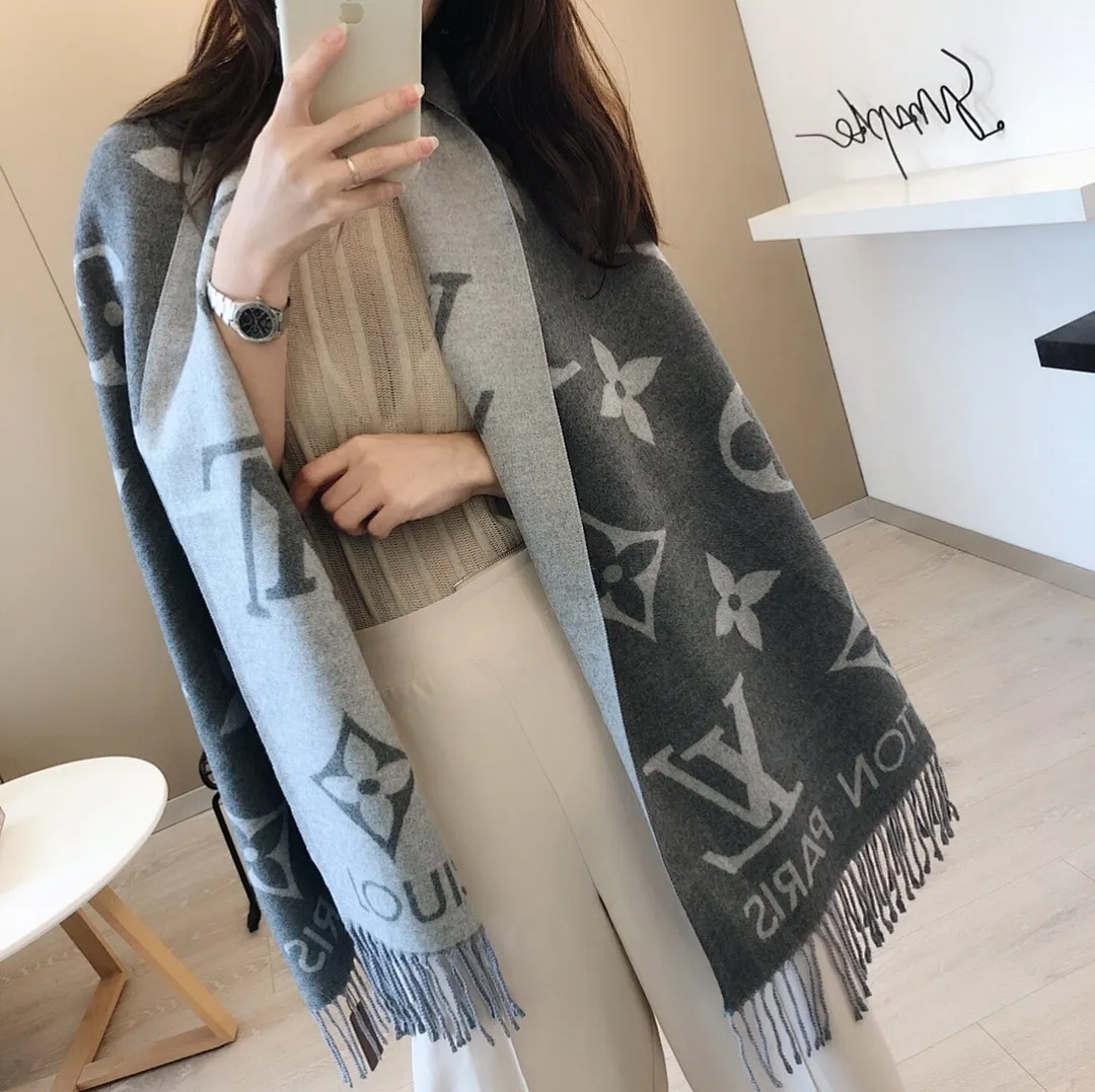 scarf 0093
