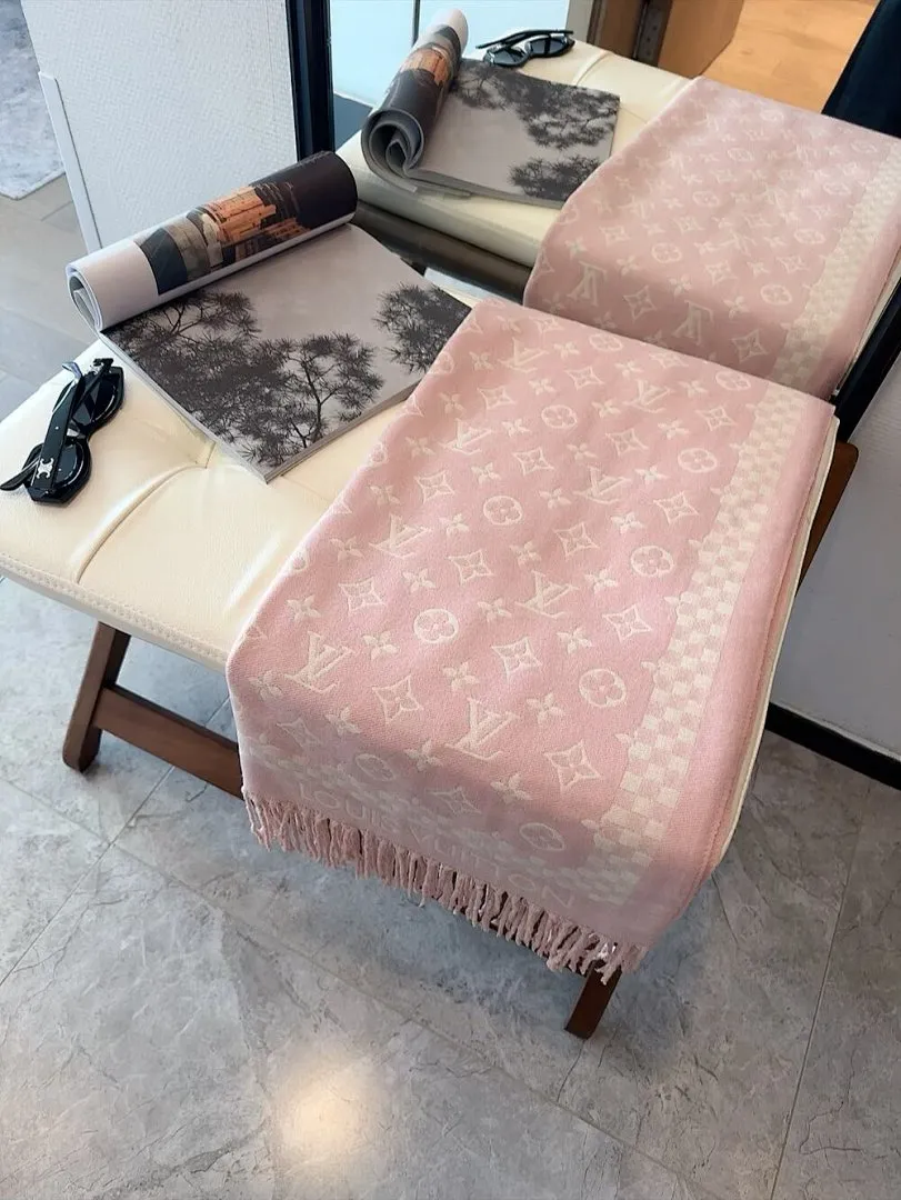 scarf 0060
