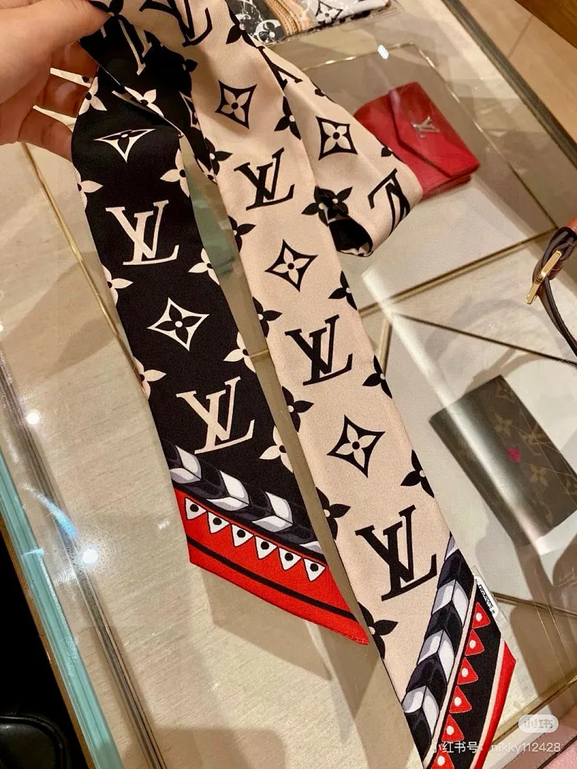 scarf 0138
