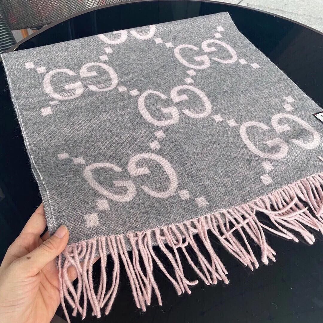 scarf 0083