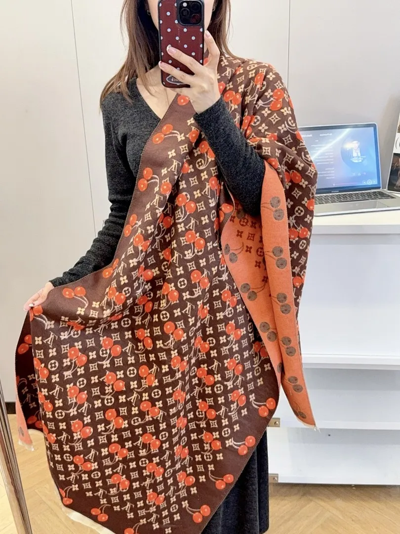scarf 0041