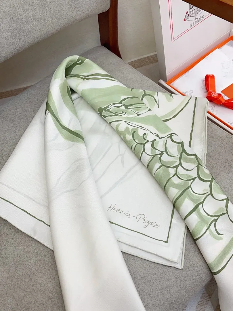 scarf 0068