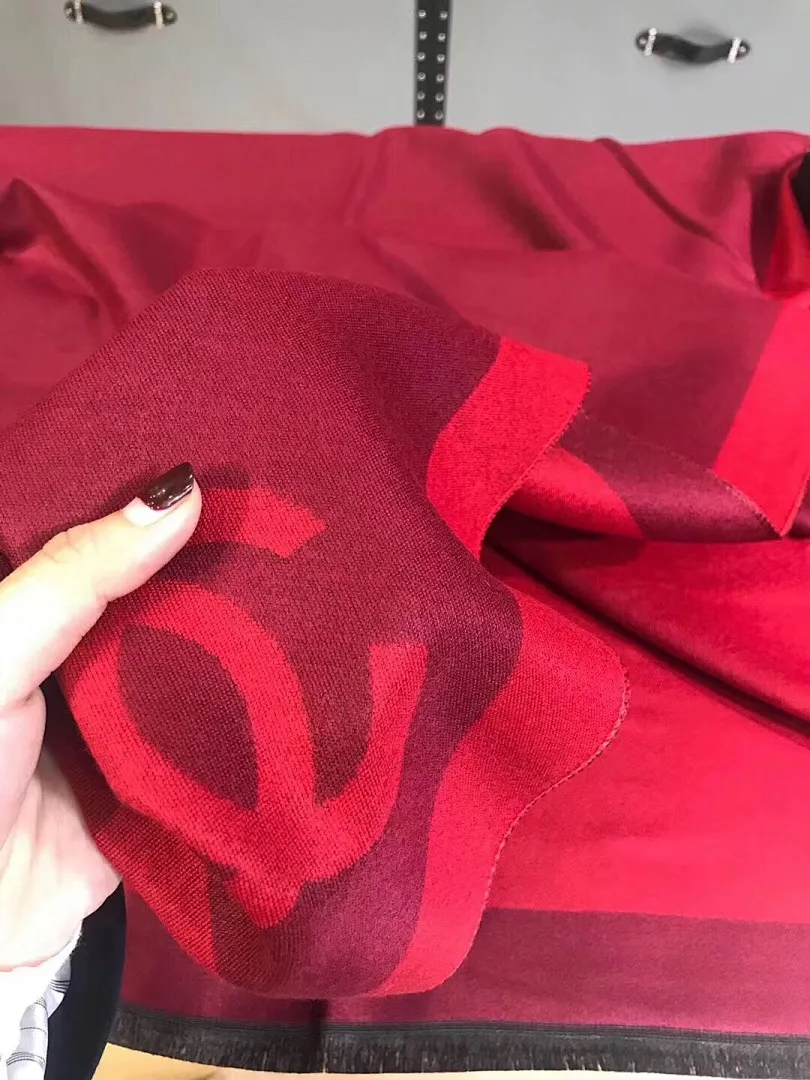scarf 0085