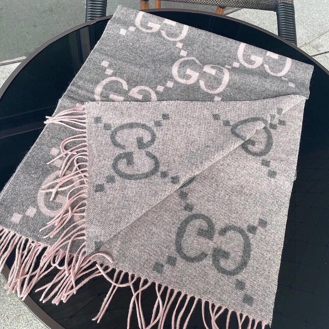 scarf 0083