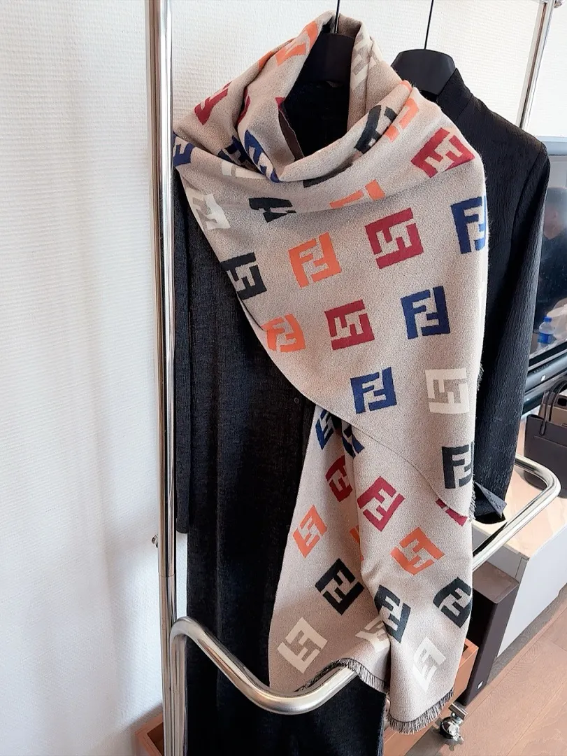 scarf 0109