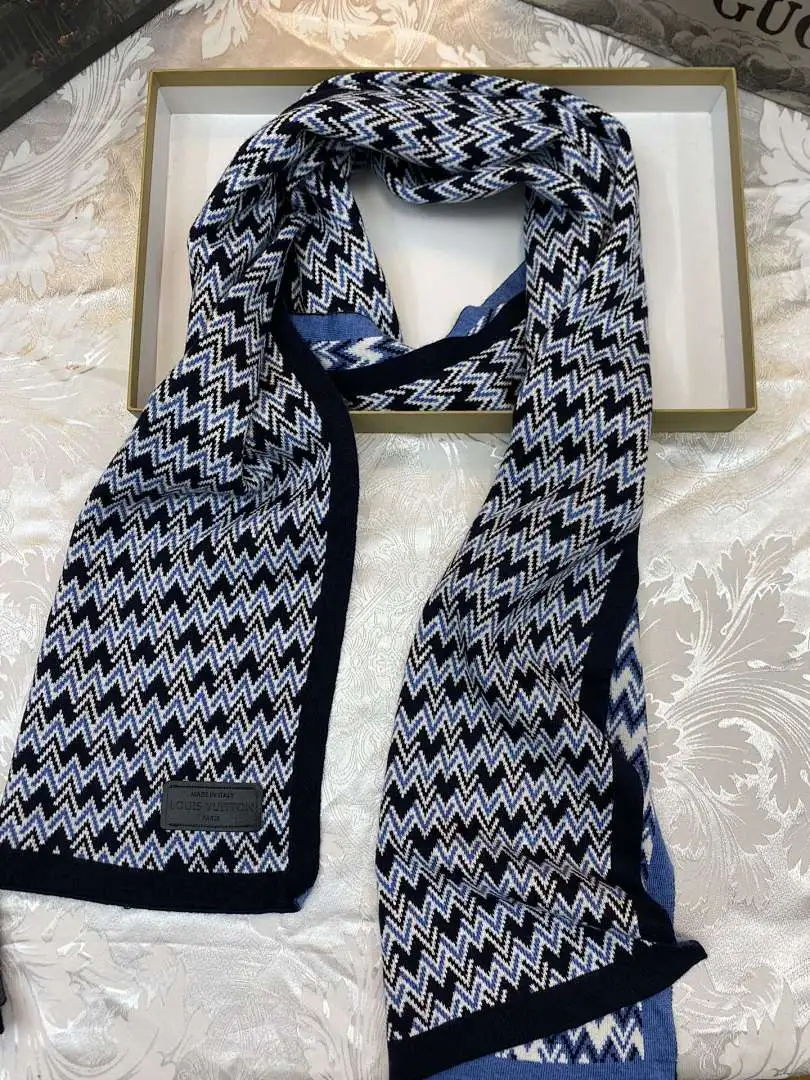 scarf 0116