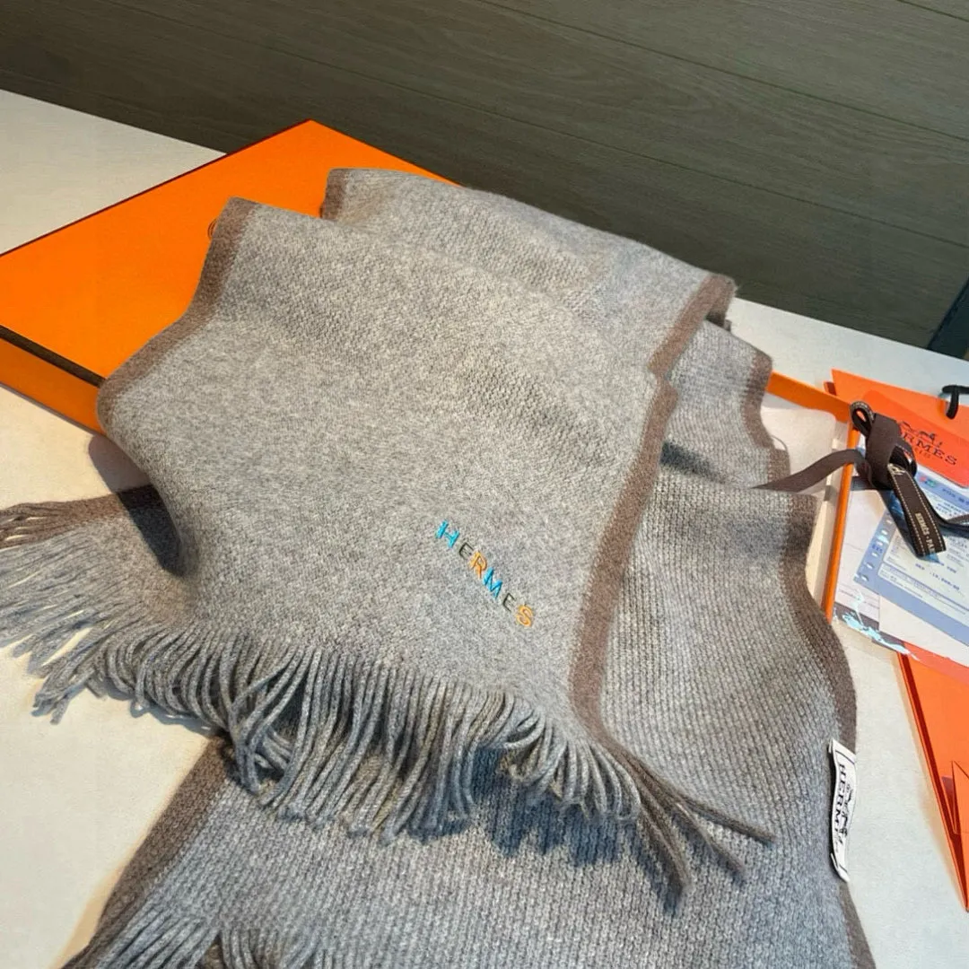 scarf 0240