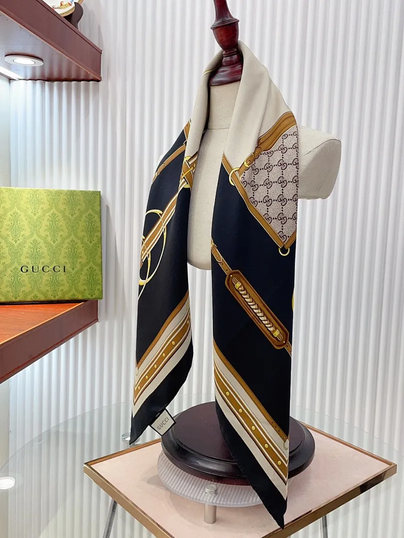 scarf 0001