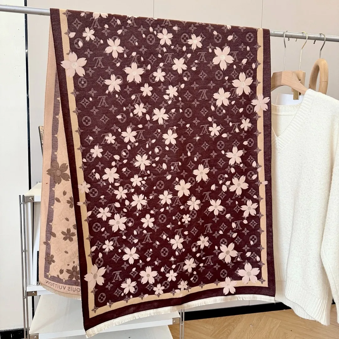 scarf 0044