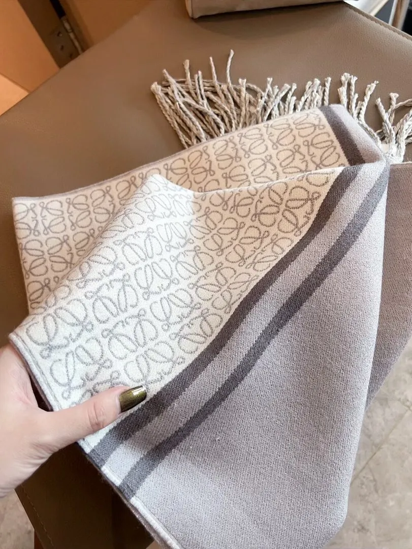 scarf 0054