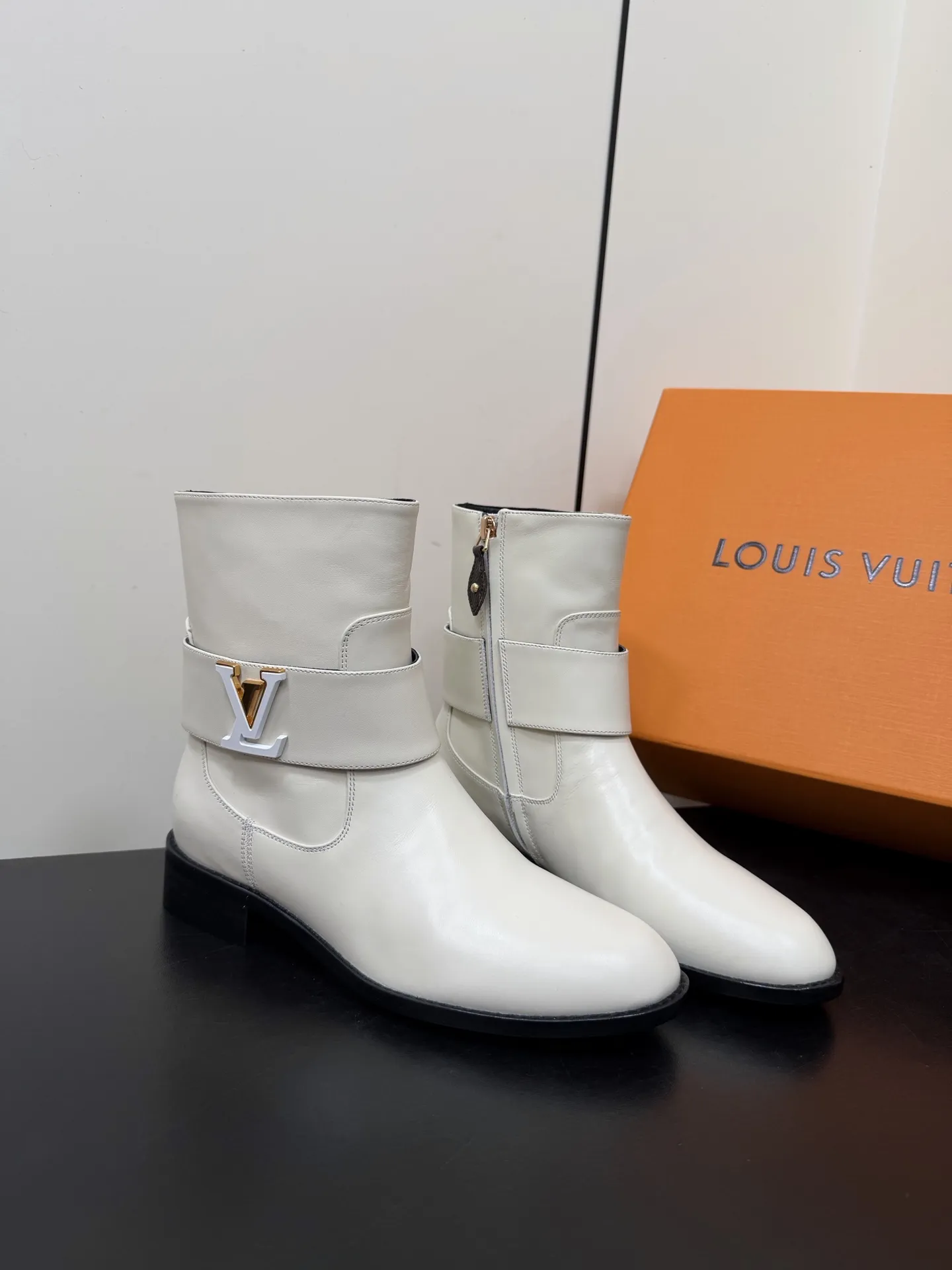 Luxury LV Ankle Boots Italian Leather France