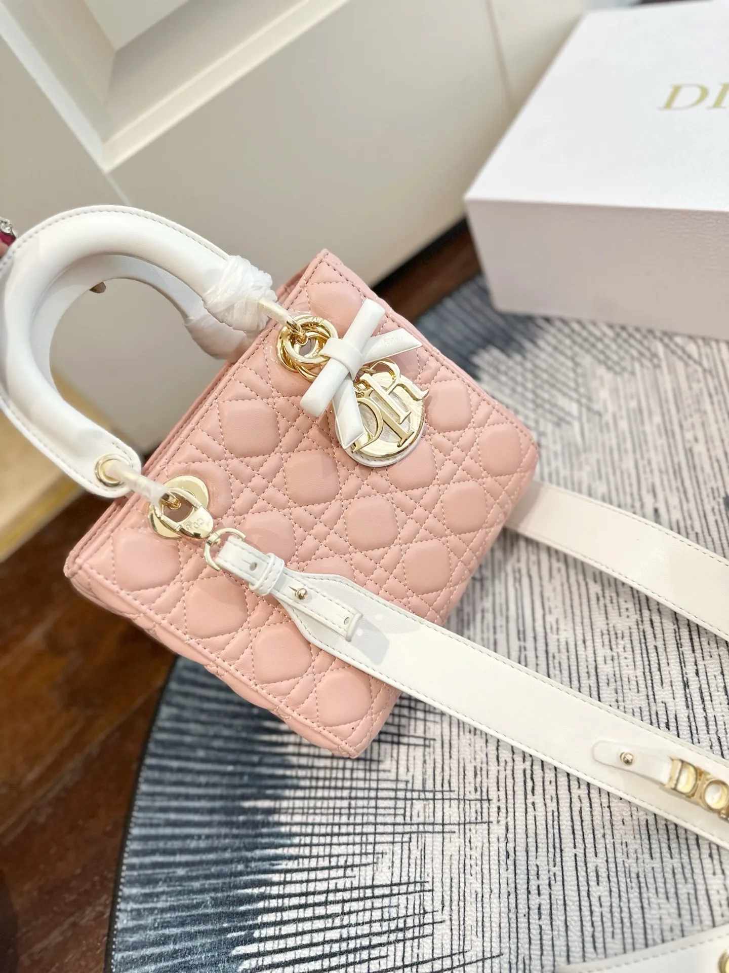 Detailed Craftsmanship - Genuine Lambskin Texture - European Design Aesthetics