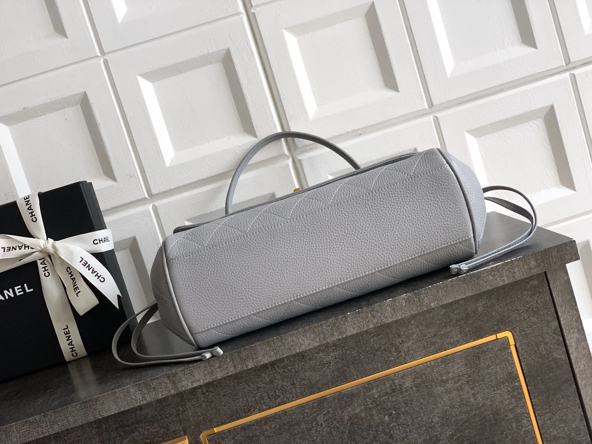 Luxury bowling bag Spain, Chanel style caviar leather bag, chic designer handbag for women, xiashuluxe online
