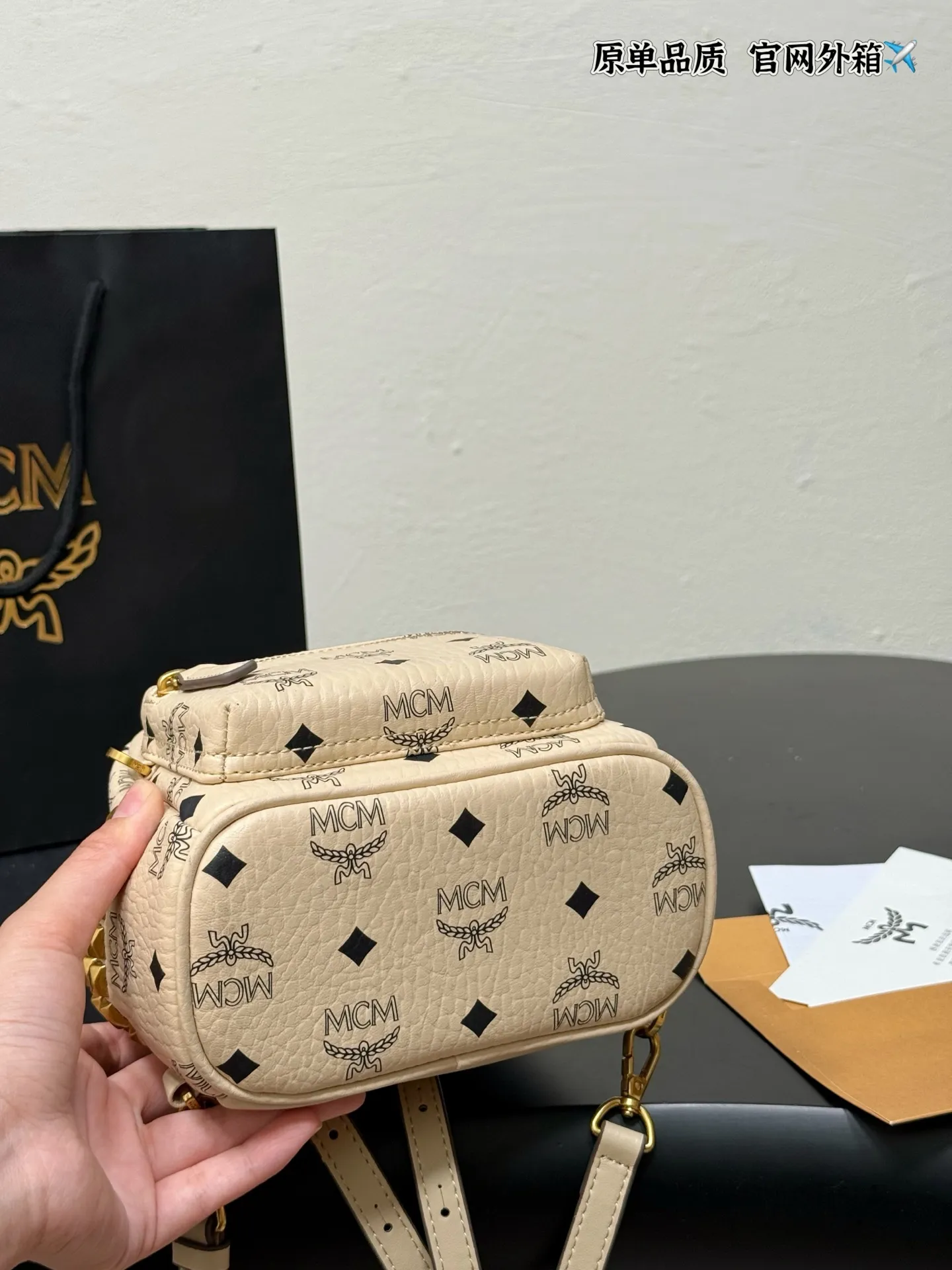 💰175 配皮. MCM Stark 原单品质 韩国正品开模 25s新料老花pvc 五金颜色1:1还原专柜同材质 原版ykk拉头拉链 🎀迷你尺寸：17x21cm 官网外箱