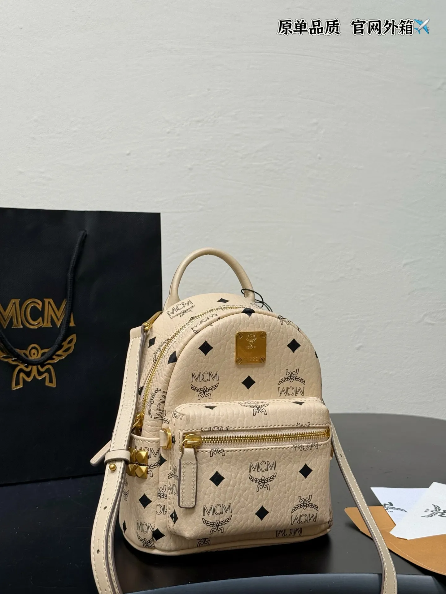 💰175 配皮. MCM Stark 原单品质 韩国正品开模 25s新料老花pvc 五金颜色1:1还原专柜同材质 原版ykk拉头拉链 🎀迷你尺寸：17x21cm 官网外箱