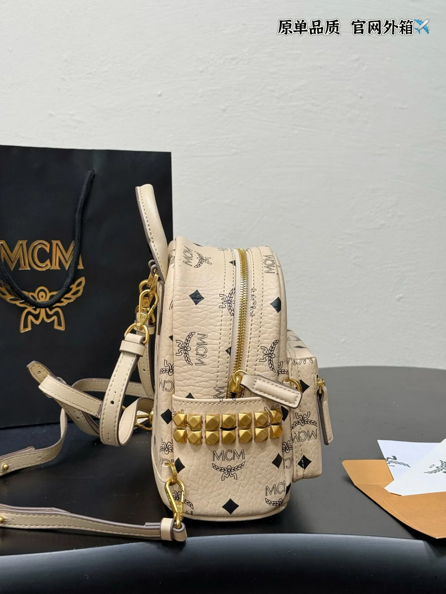💰175 配皮. MCM Stark 原单品质 韩国正品开模 25s新料老花pvc 五金颜色1:1还原专柜同材质 原版ykk拉头拉链 🎀迷你尺寸：17x21cm 官网外箱