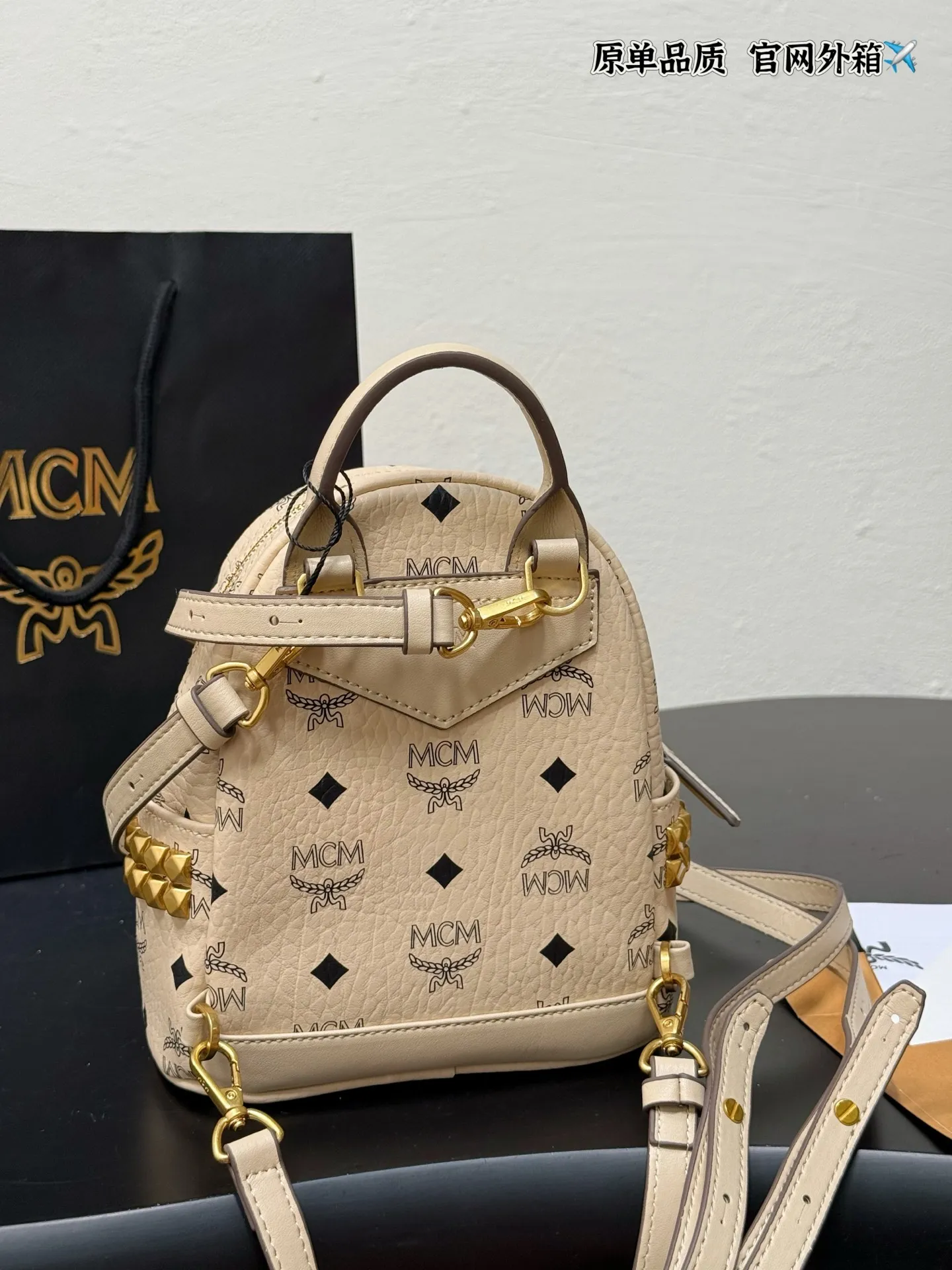 💰175 配皮. MCM Stark 原单品质 韩国正品开模 25s新料老花pvc 五金颜色1:1还原专柜同材质 原版ykk拉头拉链 🎀迷你尺寸：17x21cm 官网外箱
