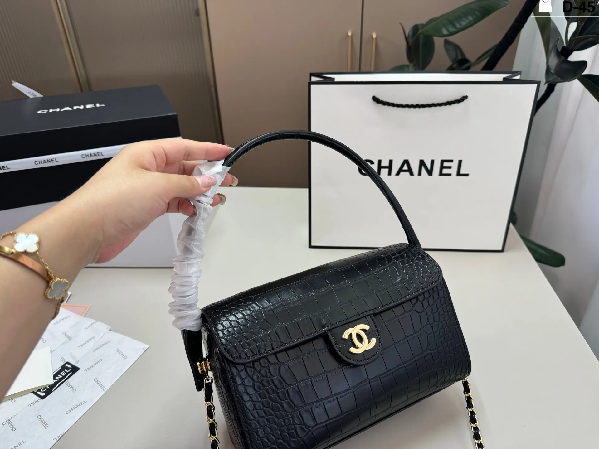 💰p155 D-45尺寸23&times;13折叠盒 香奈儿26a手柄保龄球包 高级感满满 Chanel圆筒包复古千金氛围感 氛围感直接拉满