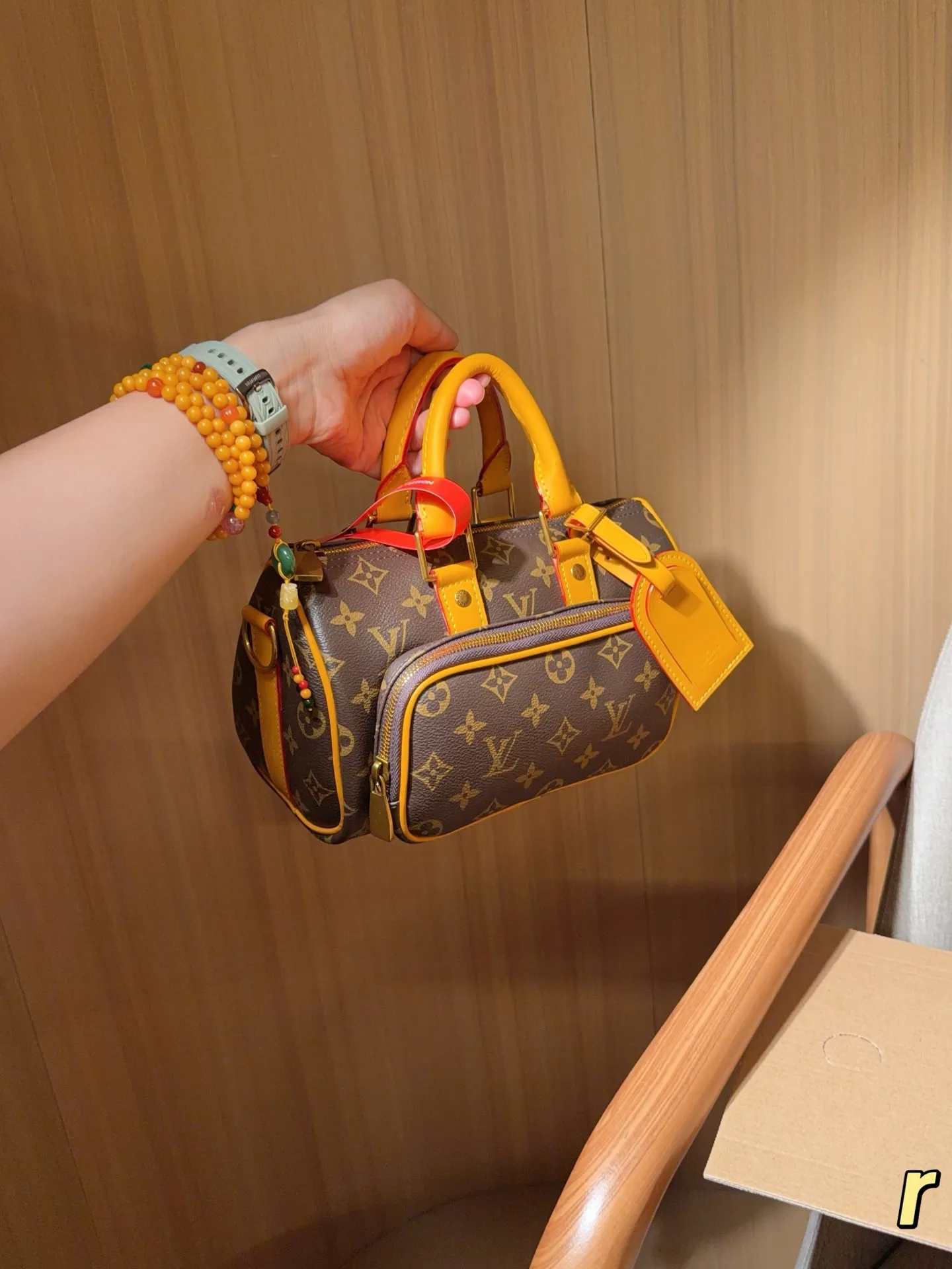 💰240 Lv路易威登 Keepall 25 Cargo老花手提斜挎包！ 尺寸25&times;15&times;11 礼盒包装🎁r
