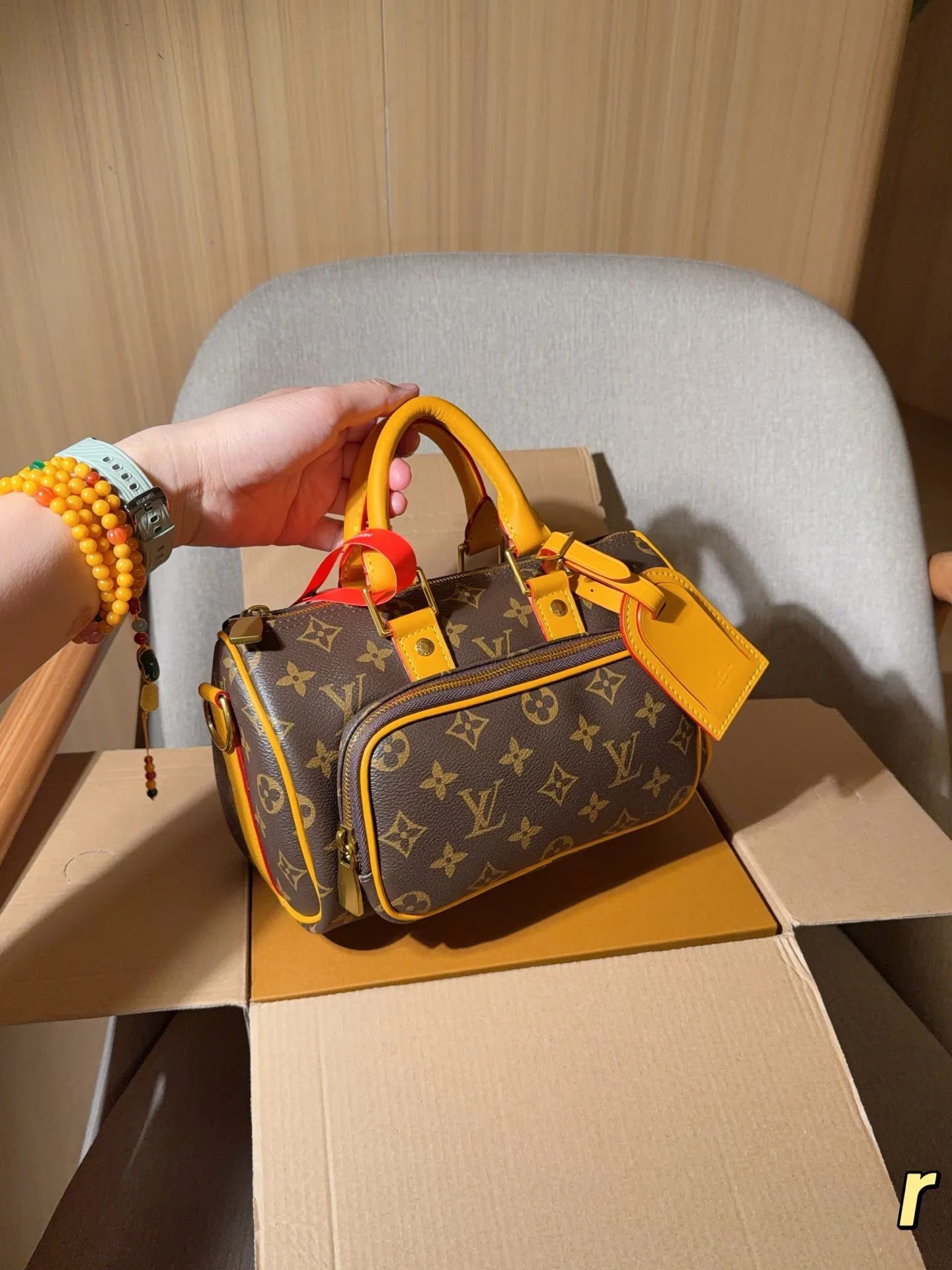 💰240 Lv路易威登 Keepall 25 Cargo老花手提斜挎包! 尺寸25×15×11 礼盒包装🎁r